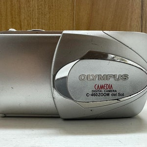 Olympus Camedia C 460 Digital Camera Compact 4MP 3 Optical Zoom image 6