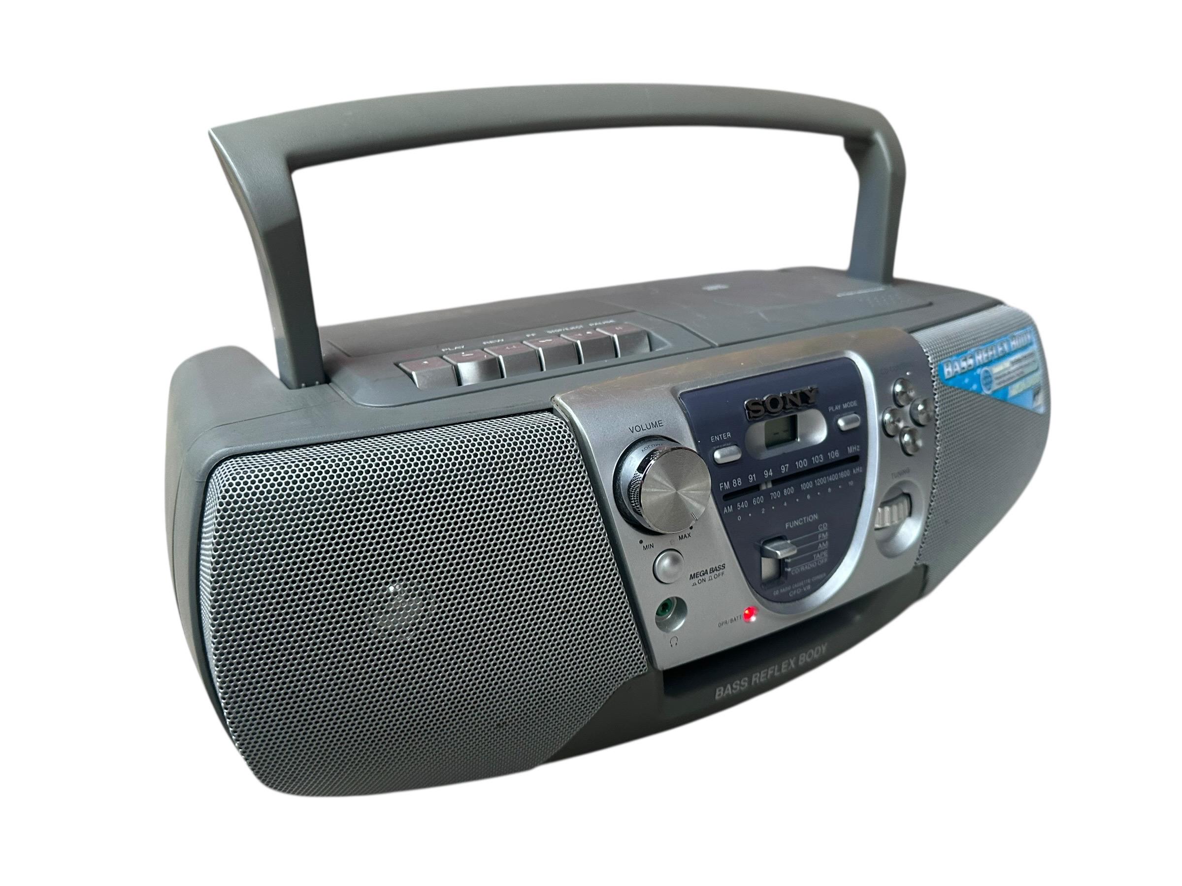 Vintage Sony CFD-V8 Radio Cassette Player Boombox 2.0 Stereo