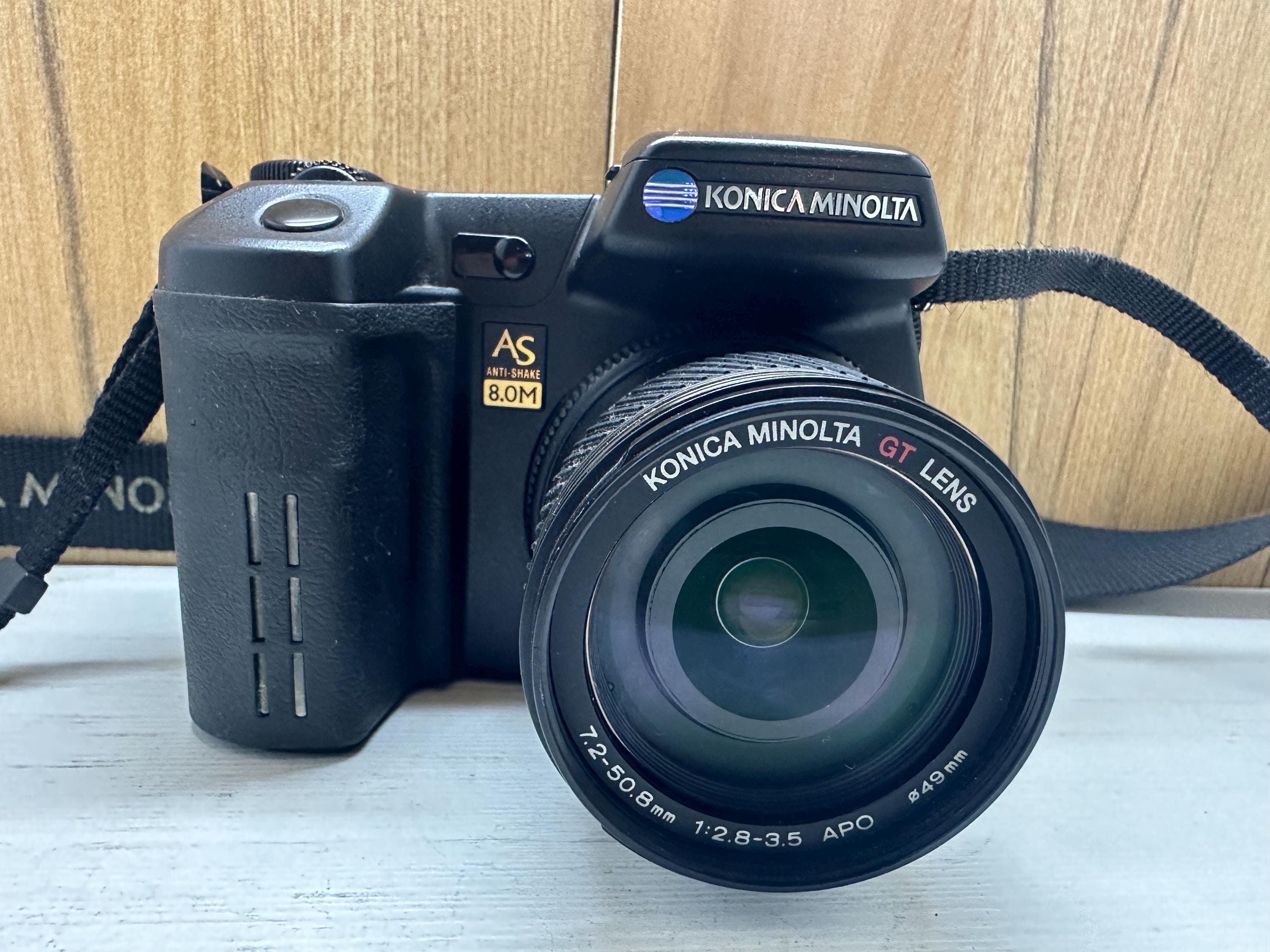 快調★ KONICA MINOLTA DiMAGE A2 7.2-50.8APO Konica Minolta DiMAGE A2 - EVF Digital Camera with 7x Zoom