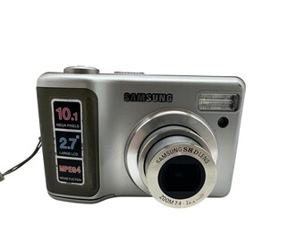 Samsung S1030 Digital Compact Camera 10.1 MP 3X Optical Zoom 2.7