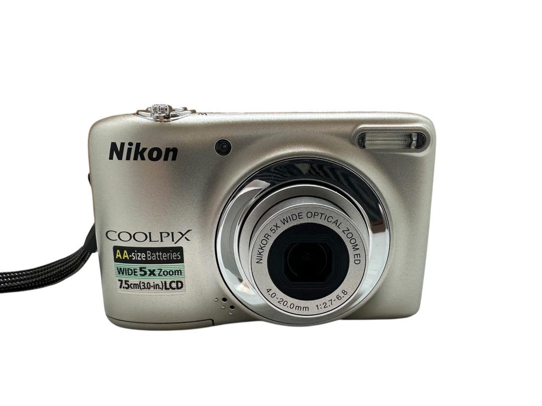 Nikon Coolpix L25 Digital Camera 10.1 MP 5Х Wide Optical Zoom 3