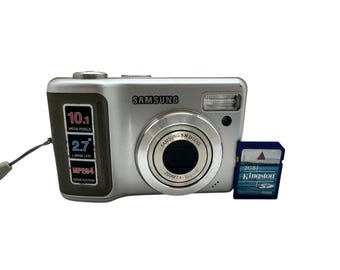 Samsung S1030 Digital Compact Camera 10.1 MP 3X Optical Zoom 2.7