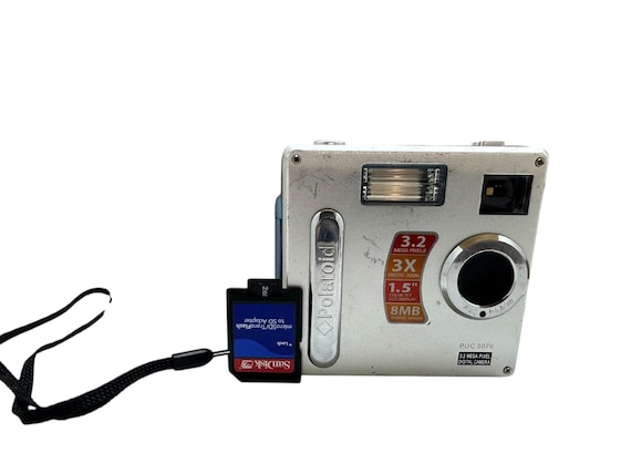 【ジャンク品】Polaroid PDC 3070 コンパクトデジタルカメラ Polaroid PDC 3070 Digital Camera 3.2 Mega Pixels Compact 3X