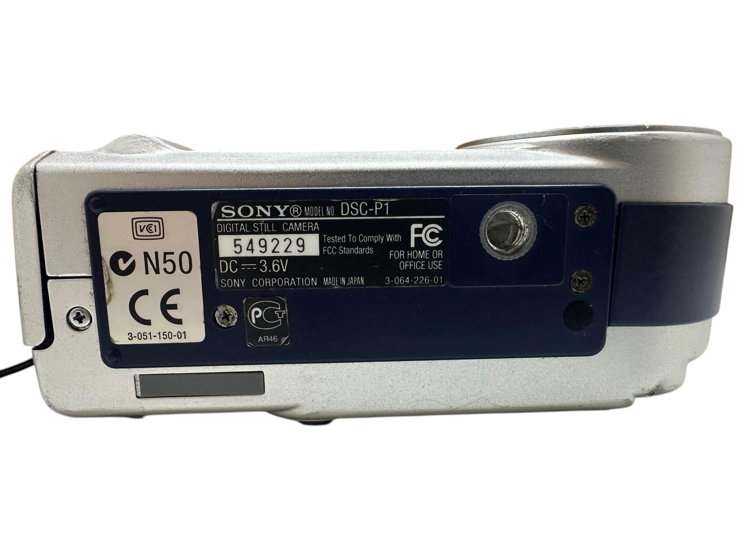 Sony Cybershot DSC-P1 Made in Japan Very Rare Digital Camera 3.3