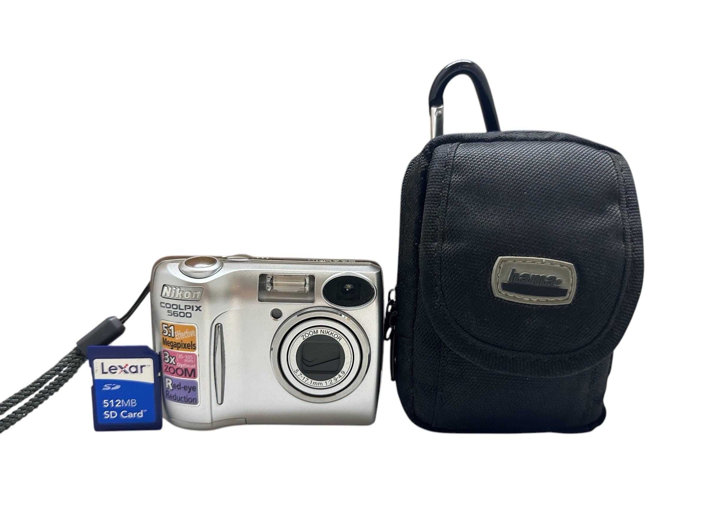 Nikon Coolpix E5600 Japan Digital Camera 5.1 MP 3X Optical