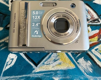 Polaroid I532 Digital Camera 5 MP 3X Optical Zoom Lightweight Compact