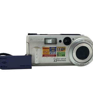 Sony Cybershot DSC-P1 Made in Japan Very Rare Digital Camera 3.3