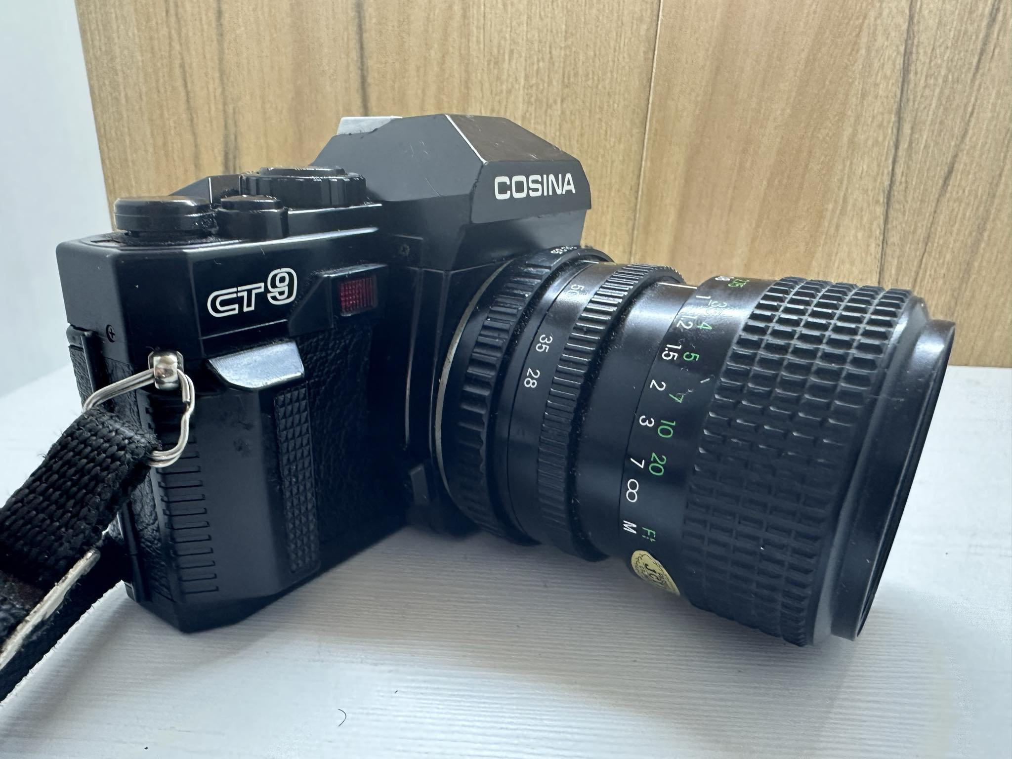 フィルムカメラ COSINA CT9 Vintage Cosina CT9 Camera 35 Mm Made in Japan 28-70 Mm Macro With