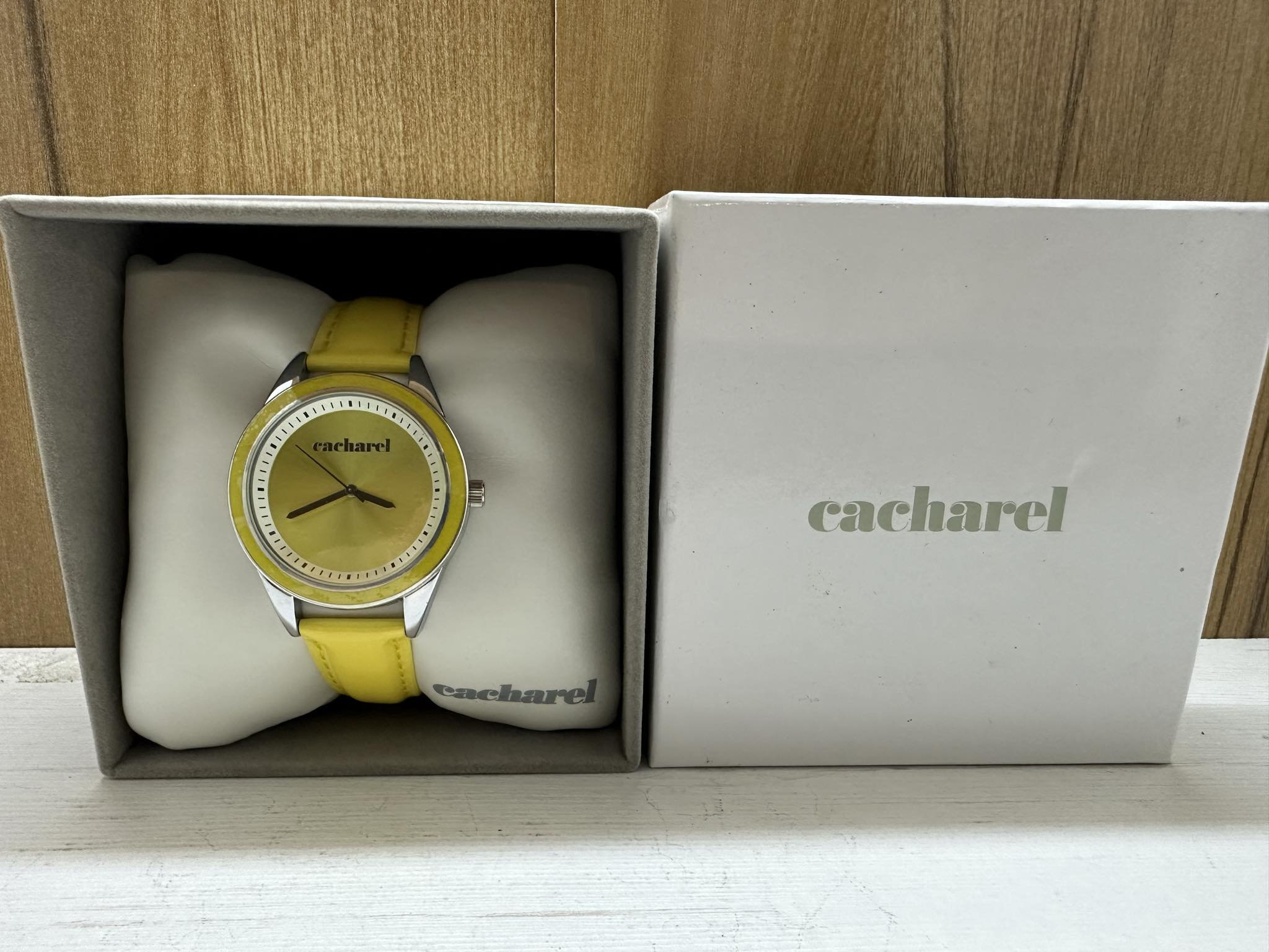 Reloj Mujer Cacharel Genuino Unico Cuarzo Amarillo Correa de Piel Acero Inoxidable Resistente al Agua 3 Atm con Caja Etsy Espana