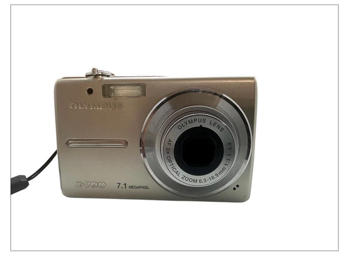 Olympus X 750 X750 ＊134 Olympus X-790 Digital Camera Ultracompact 7.1 MP 3x Optical Zoom