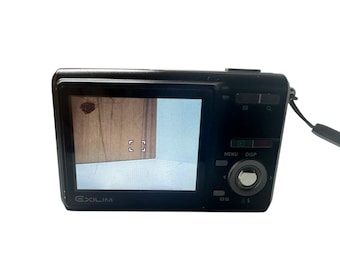 Casio EXILIM EX-Z90 – 12.1MP Compact Digital Camera – Y2K