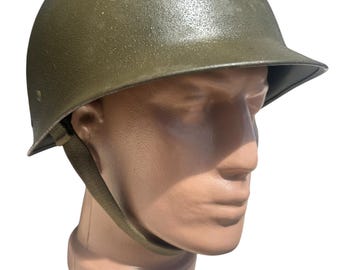 Casco militar vintage M71 del ejército suizo, OTAN, ejército francés, equipo de soldado, acero, muy raro, increíble, verde, década de 1970.