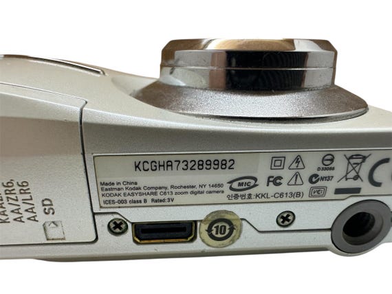 Kodak Easyshare C613 Digital Camera 6.2 MP 3X Optical Zoom Compact