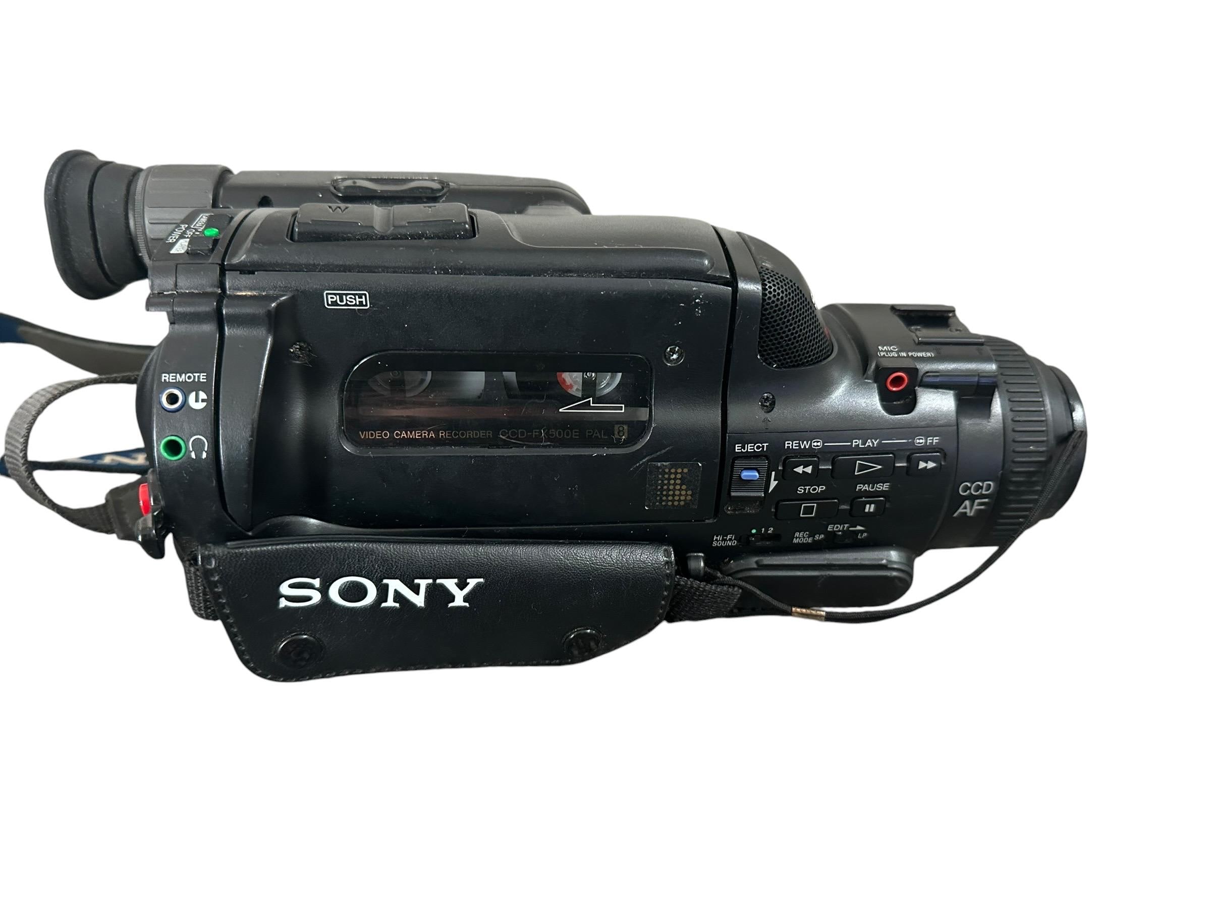 Vintage Sony Video 8 CCD-FX500E Handycam Made in France Tape Tapes