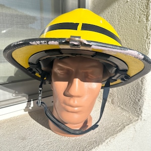 Vintage Unique Original FireFighter British Fibreglass Helmet Fire Non-combustible Yellow Non Burning