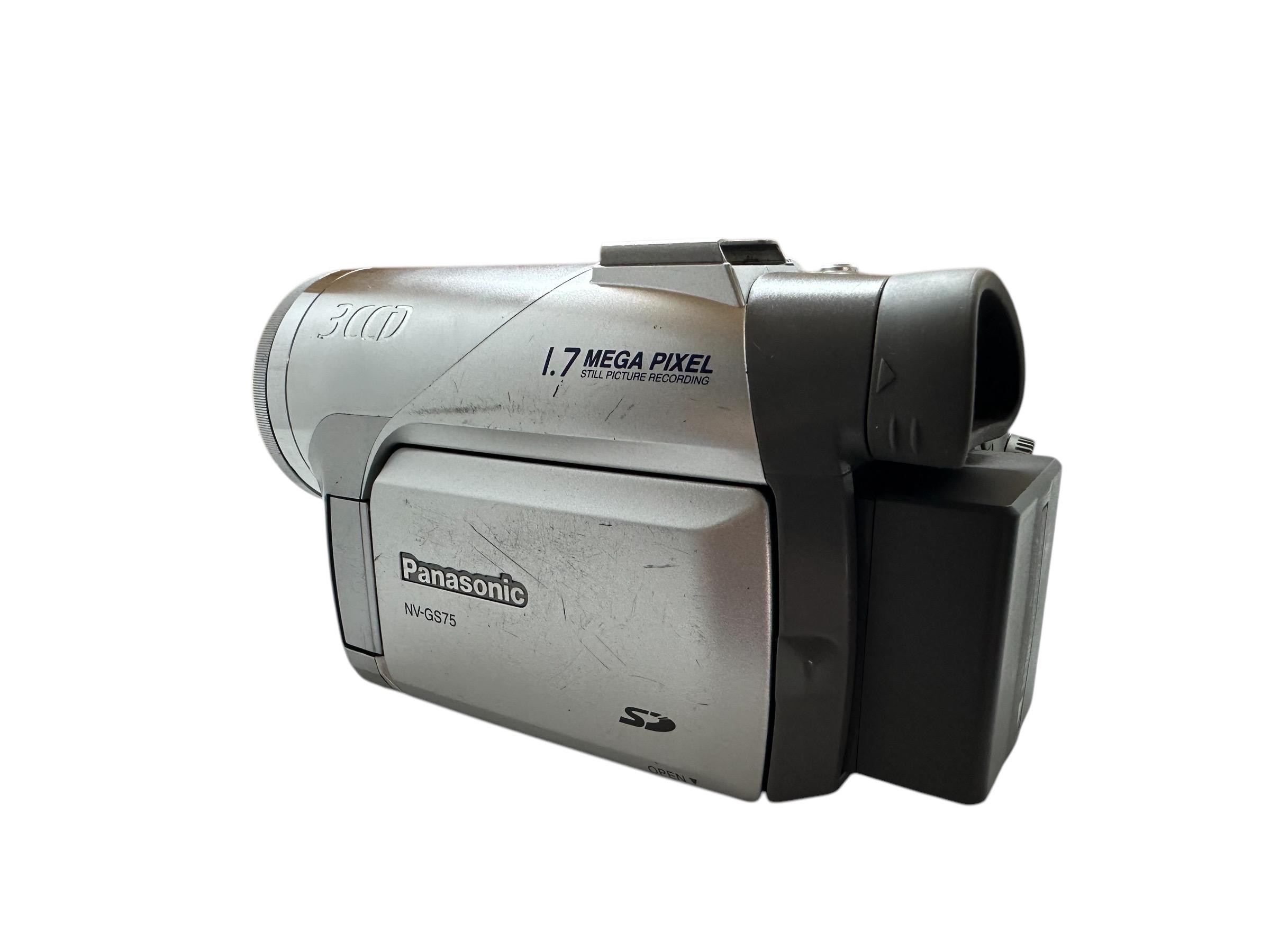 Panasonic NV-GS75 Japan Video Camera Recording 10 X Optical
