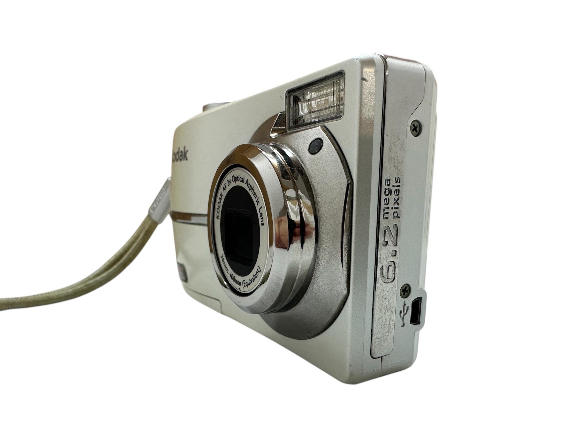 Kodak Easyshare C613 Digital Camera 6.2 MP 3X Optical Zoom Compact