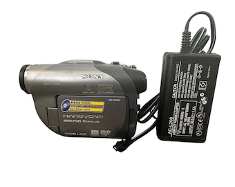 【中古】Sony VCL-0630X 30mm 0.6倍広角レンズ DCR-HC96 DCR-DVD105 205 305 405 505 DCR-SR40 80ビデオカメラ用 中古】 SONY VCL-0630X 30mm 0.6倍広角レンズ DCR-HC96 DCR-DVD105 205