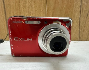 CASIO Exilim EX-S770 Digital Camera 7.2 MP 3X Optical Zoom 2.8 inches Compact without Battery