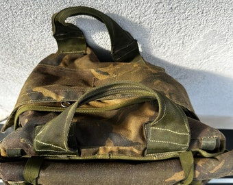 【ww2イギリス軍】【ジャンク】大型リュック×２&フレーム×１　おまけ付き ww2イギリス軍】【ジャンク】大型リュック×2&フレーム×1