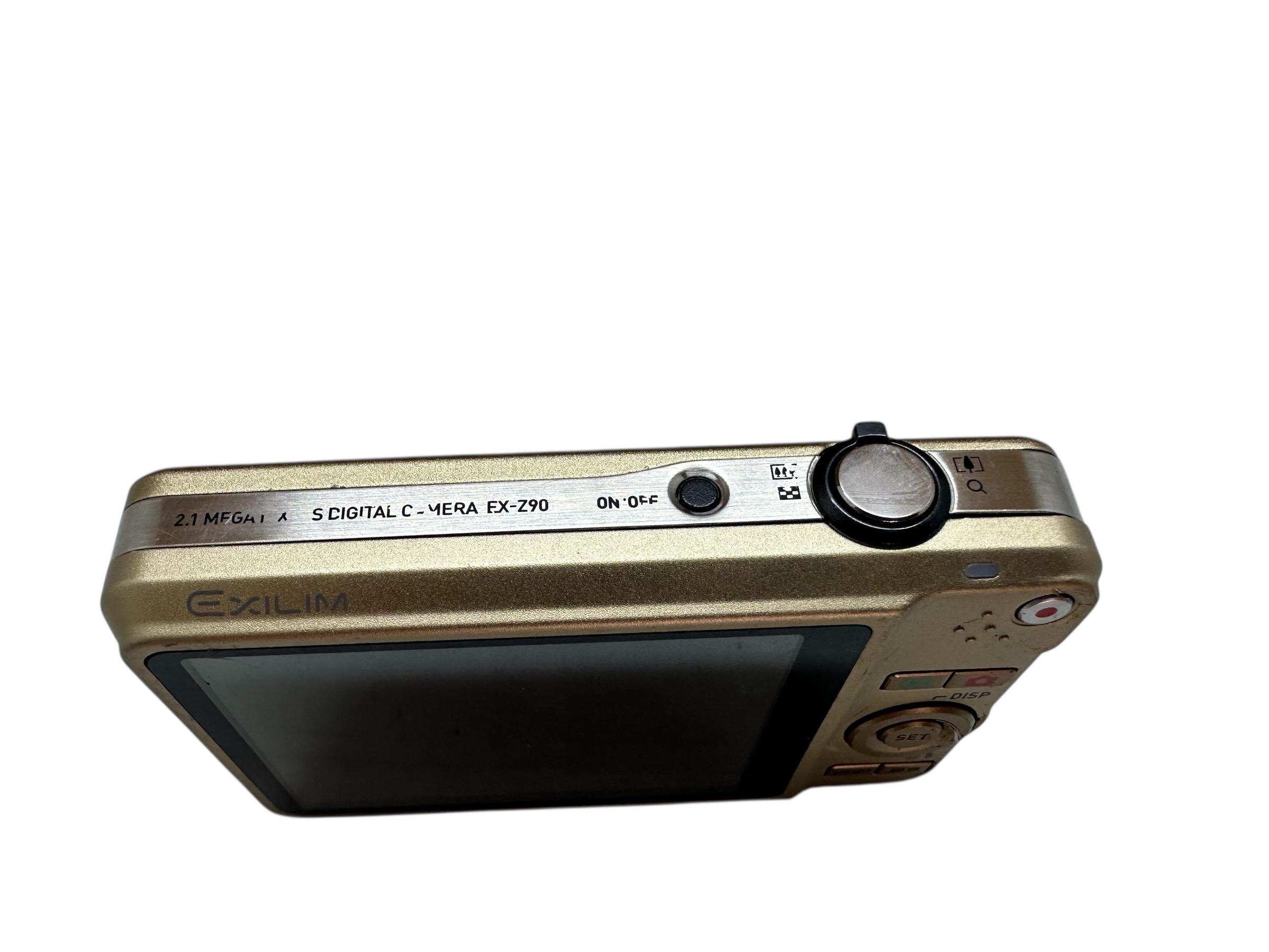 カシオ エクシリム EX-Z90 デジタルカメラ 12.1MP 3倍光学ズーム 2.5 