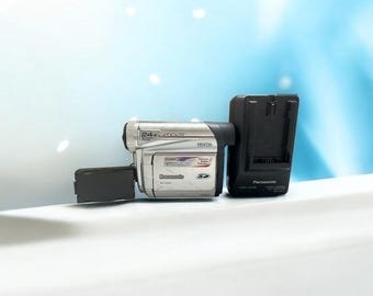 NV DS7【動作品】 Panasonic MiniDVビデオカメラ 1101 パナソニック NV-DS37 ビンテージ MiniDV ビデオカメラ - Etsy 日本