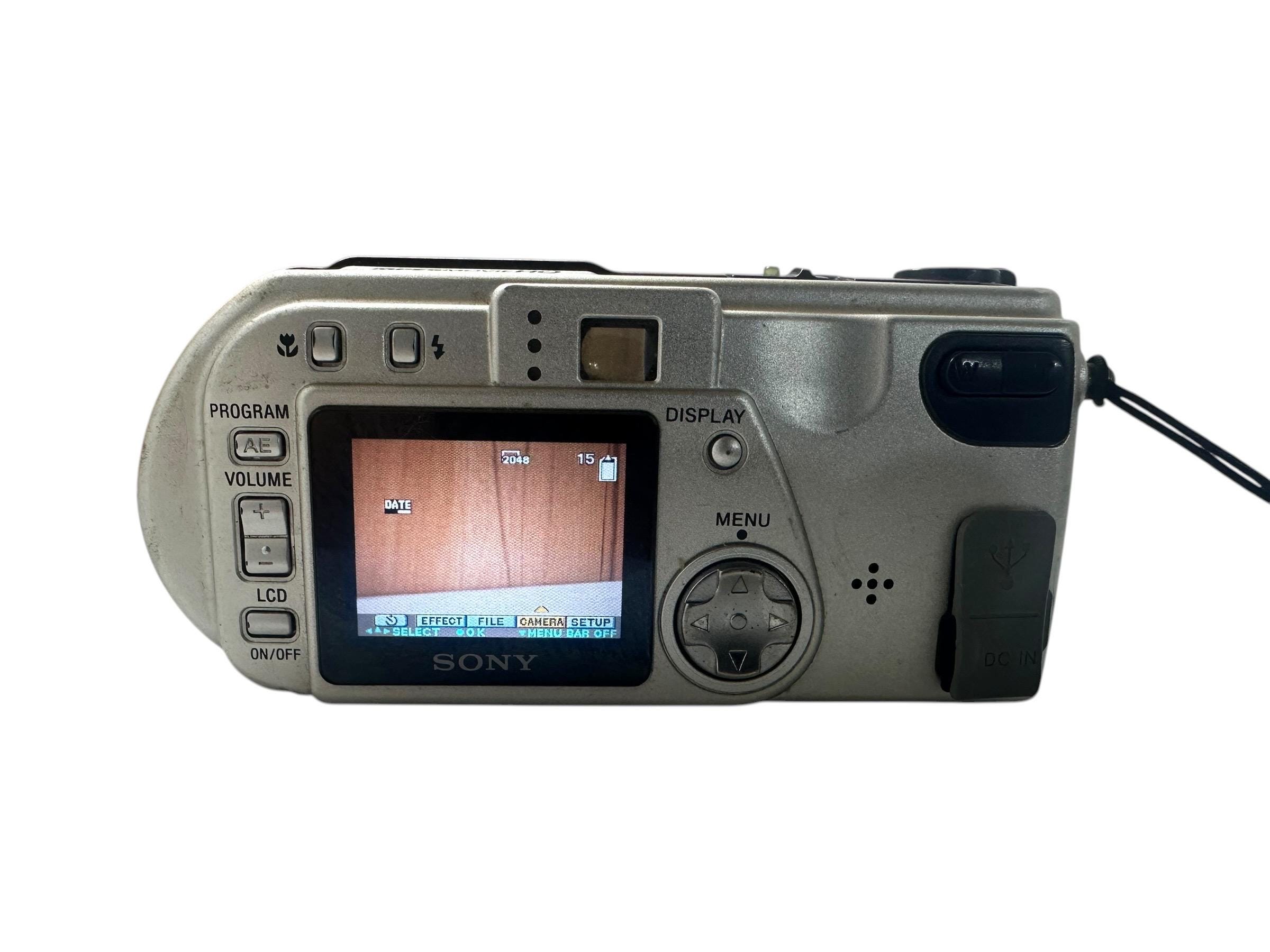 3F 【希少・動作品不明】SONY Cyber-shot DSC-P1 デジカメ ソニー サイバーショット DSC-P1 日本製 超希少デジタルカメラ 3.3メガ