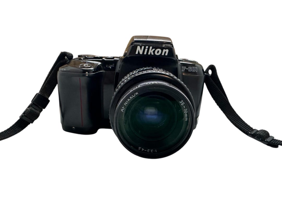 ヴィンテージ プロフェッショナル Nikon F-601 Af Nikkor n Danuba 超
