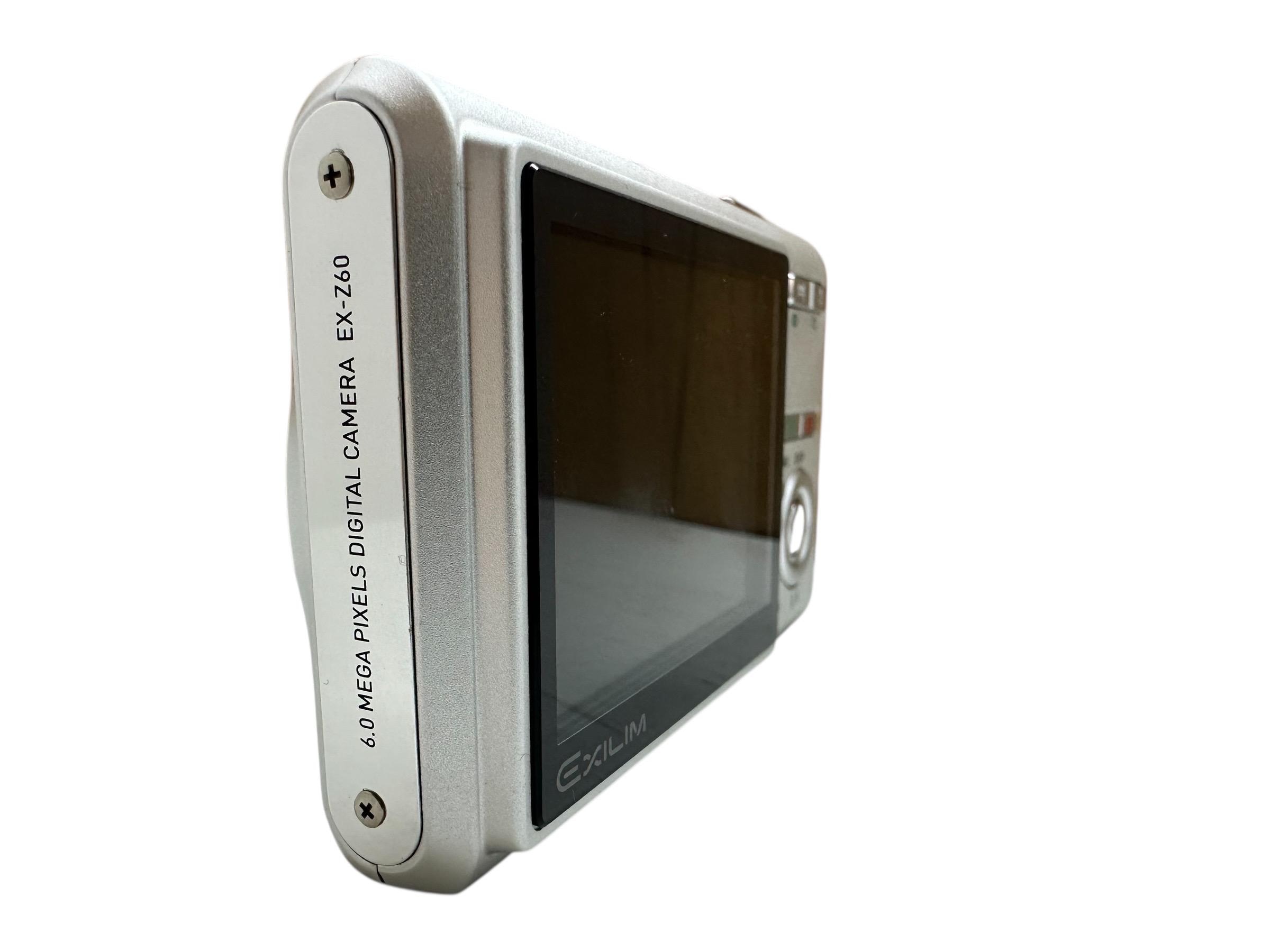 Casio Exilim EX-Z60 Digital Camera 6 MP 3X Optical Zoom 2.6 Inches