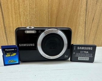 Samsung ES80 Digital Camera 12 MP 5X Optical Zoom 2.4 inches LCD Video Compact Image Stbilization