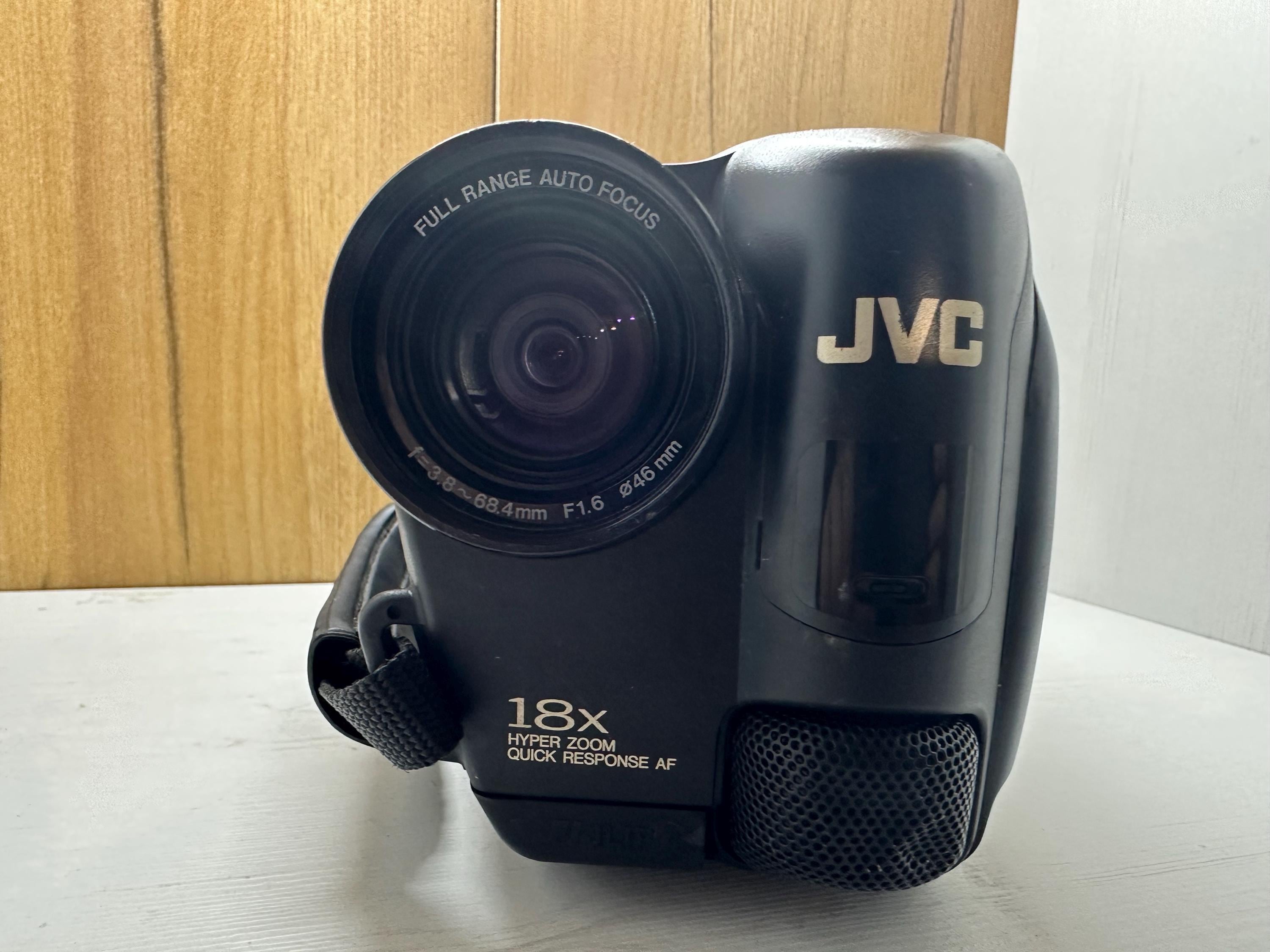 Professional JVC GR-AX270E Compact VHS Video Movie Japan