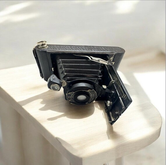 Vintage Antique Folding Pocket Eastman Kodak No 1A Camera A116 Film [AS-IS] Rollfilm Camera 1926 Year OLD Unique Amazing Rare