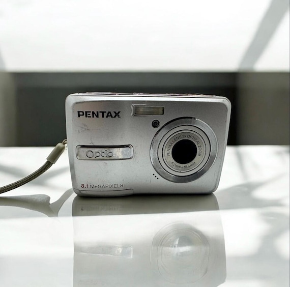 ⭐️オールドコンデジ⭐️PENTAX Optio E40 シルバー PENTAX Optio E40 Silver 8.1 MP Digital Camera - Newegg.com