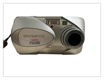 Olympus Camedia C 350 Digital Camera Compact 3.2 MP 2.8 Optical Zoom Silver