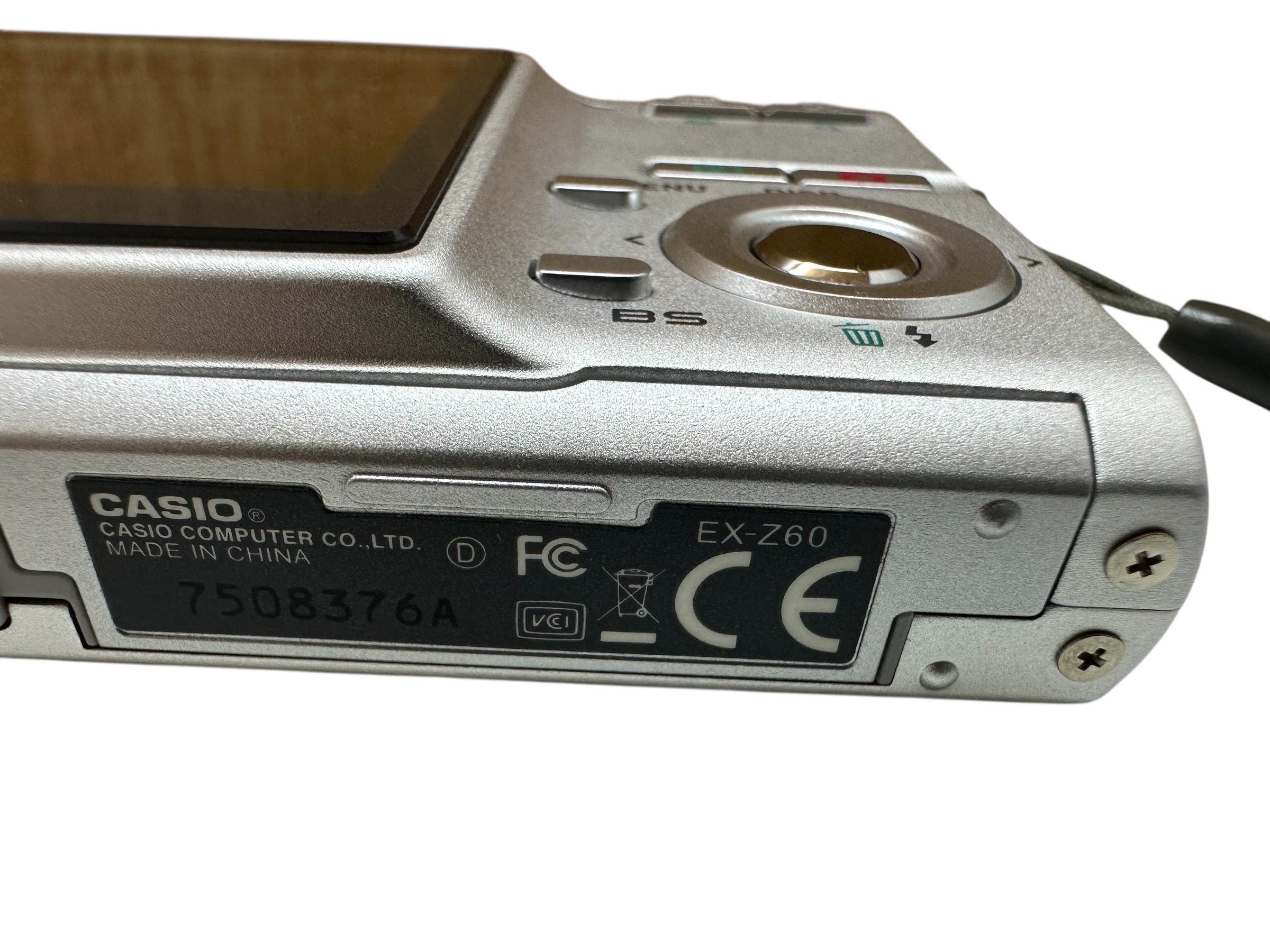 Casio Exilim EX-Z60 Digital Camera 6 MP 3X Optical Zoom 2.6 Inches