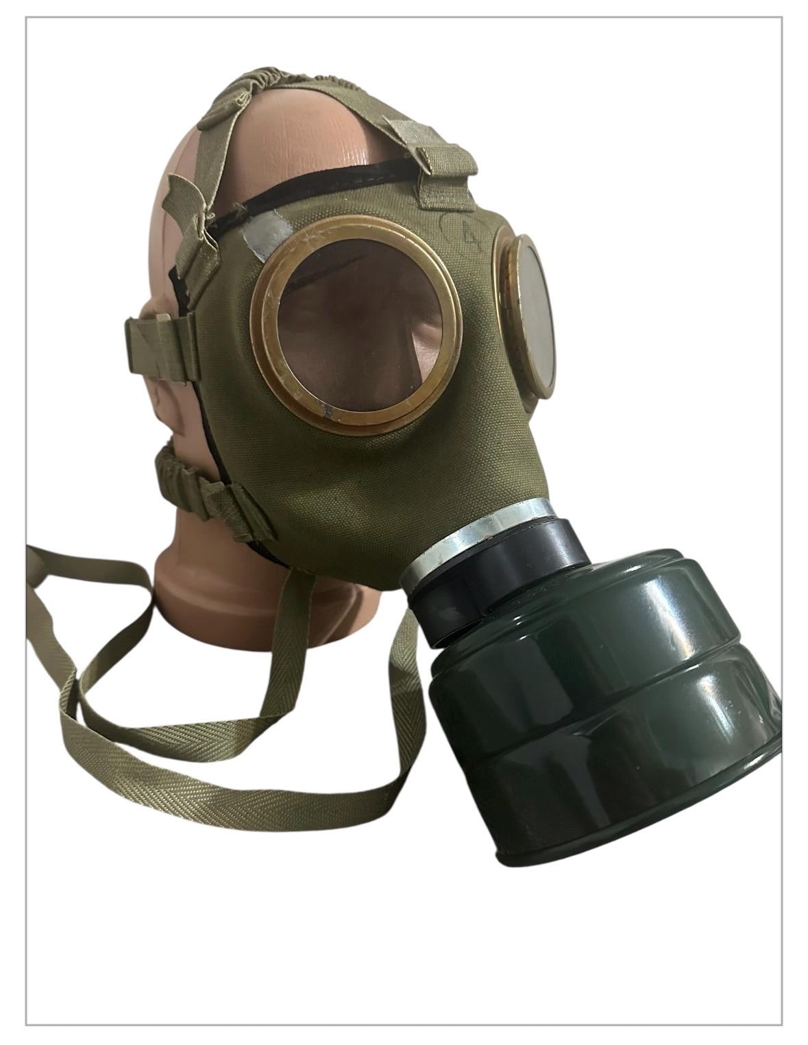 WW2　ドイツ軍　ガスマスク M38ガスマスク (Gasmaske 38) : 東部戦線的泥沼日記 ～WW2