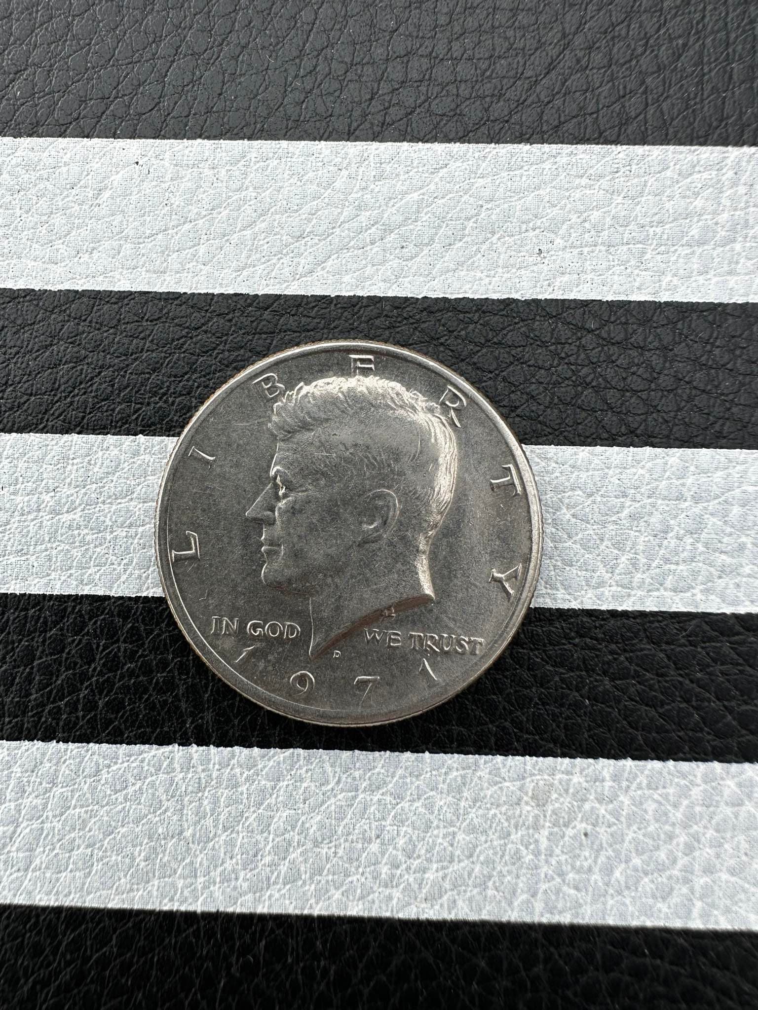 Liberty 1979 one dollar coin - Etsy 日本