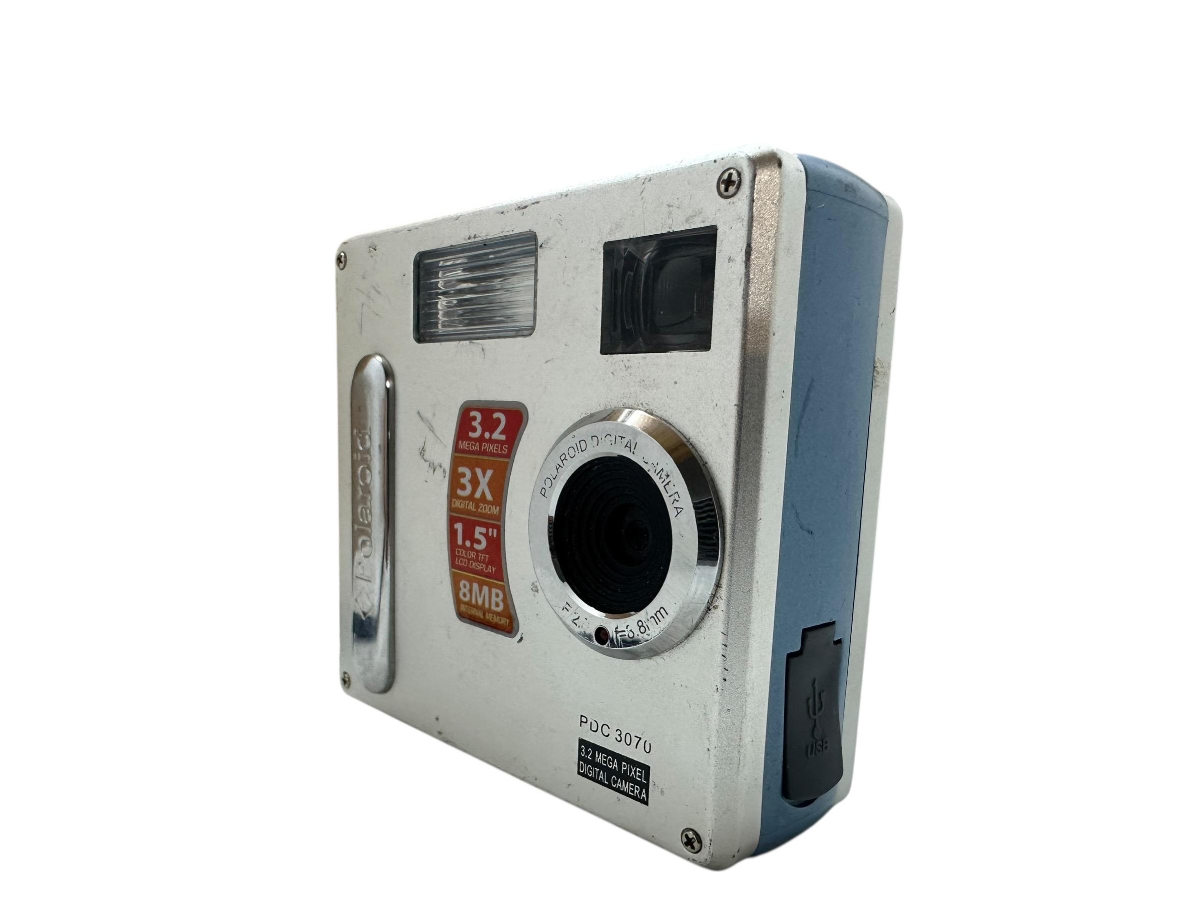Polaroid PDC 3070 Digital Camera 3.2 Mega Pixels Compact 3X