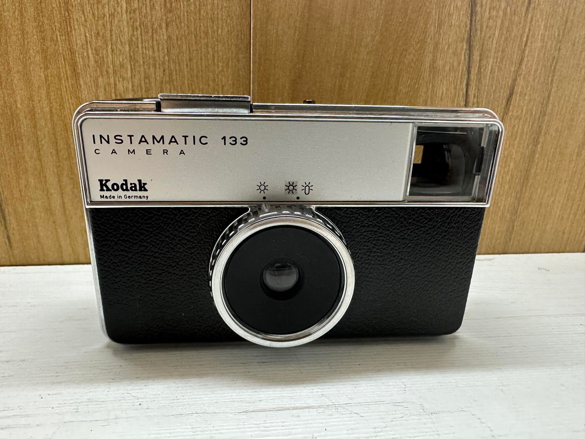 Appareil Photo Kodak Instamatic 133-X Vintage - Occasion Fonctionnelle, Allemagne