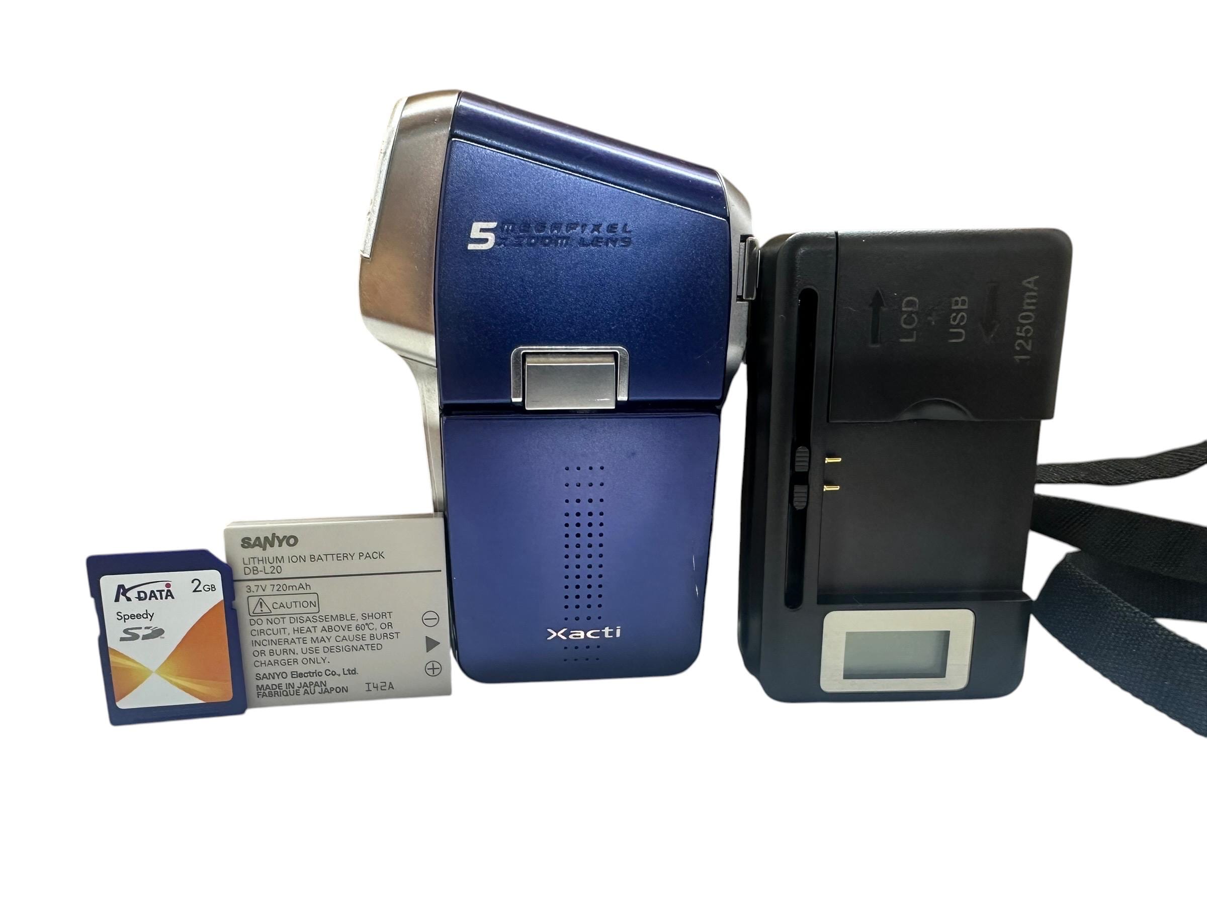 Sanyo Xacti VPC-C5 Full HD Mpeg4 Camcorder Digital Camera Handycam