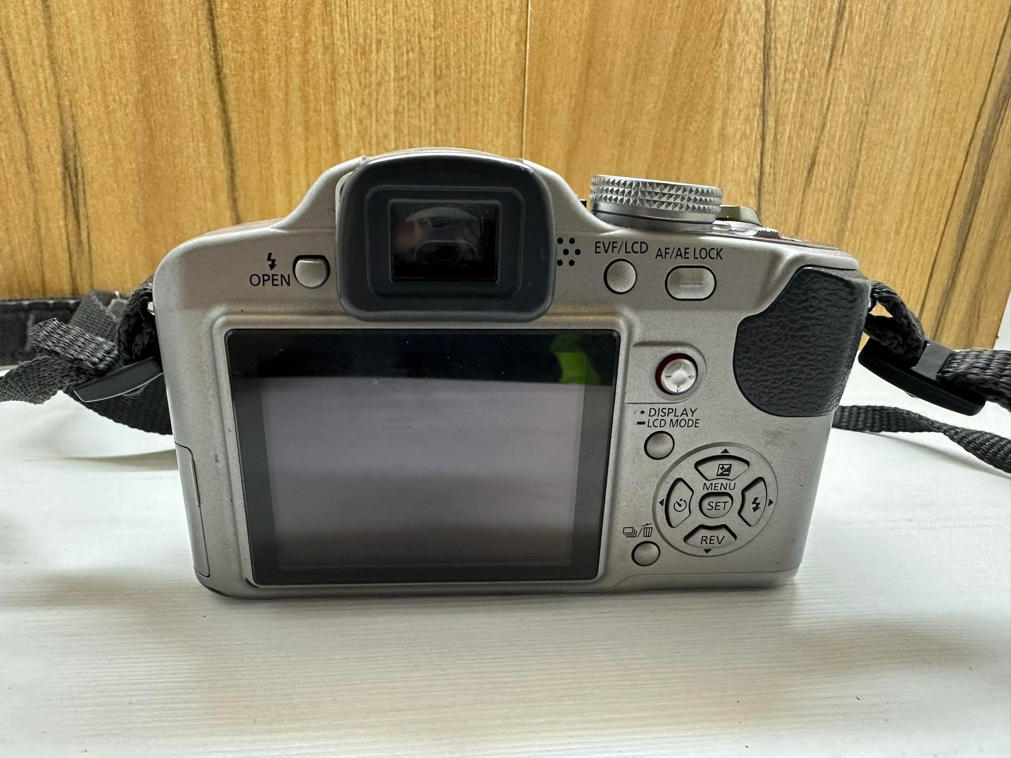 Panasonic Lumix Dmc-fz18 Digital Camera Made in Japan 18X