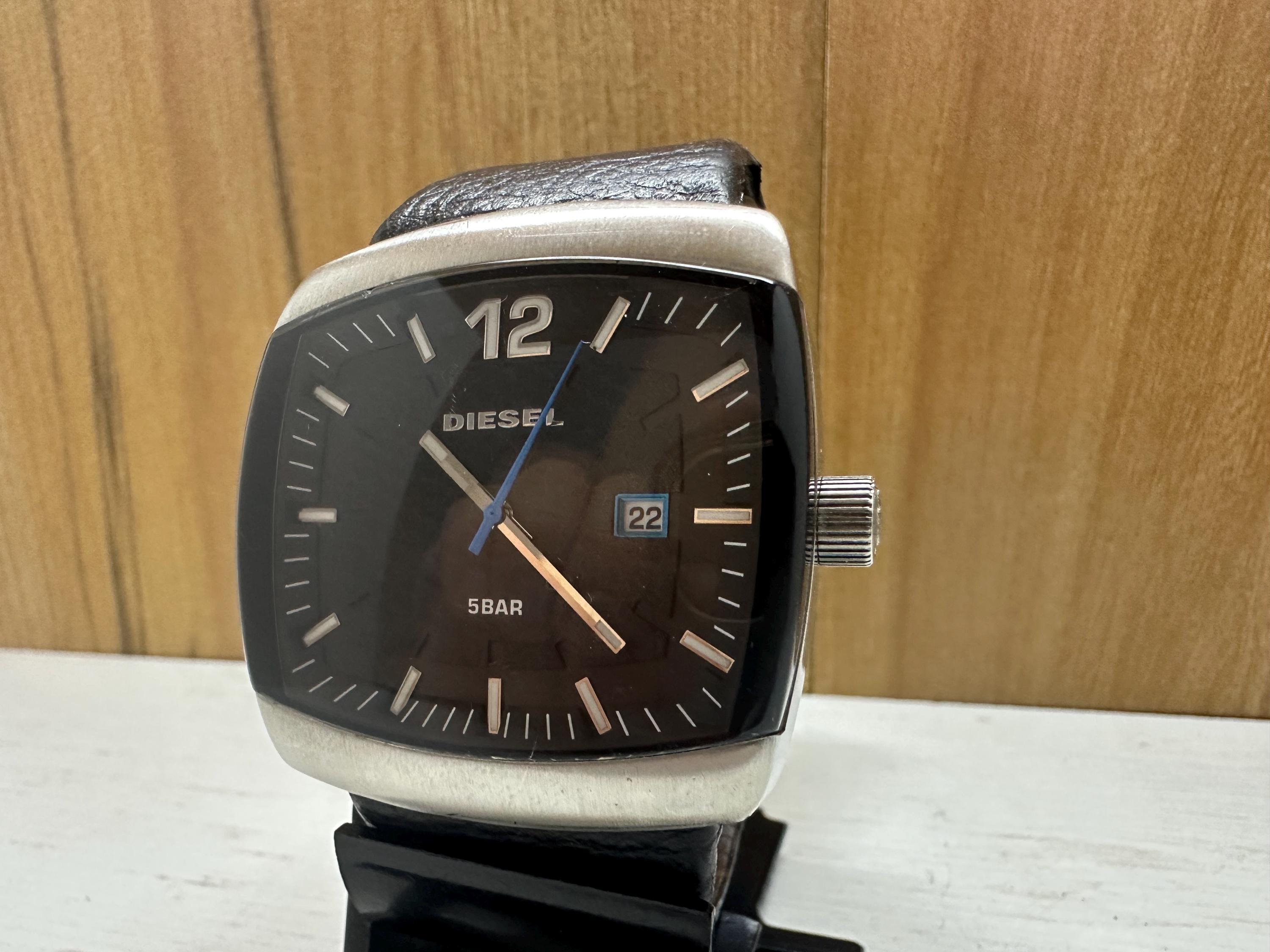 Vintage Genuine Wristwatch Watch Diesel DZ 1203 Date Water