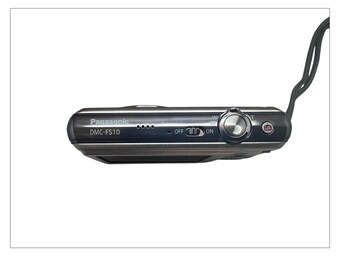 Panasonic LUMIX DMC-FS10 Digital Camera 12 Megapixels 5x Optical