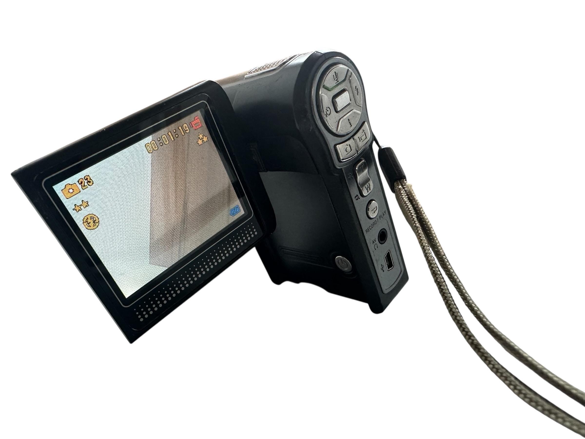 Toshiba PX1333E Japan Video Camera Camcorder Digital Compact + 1gb