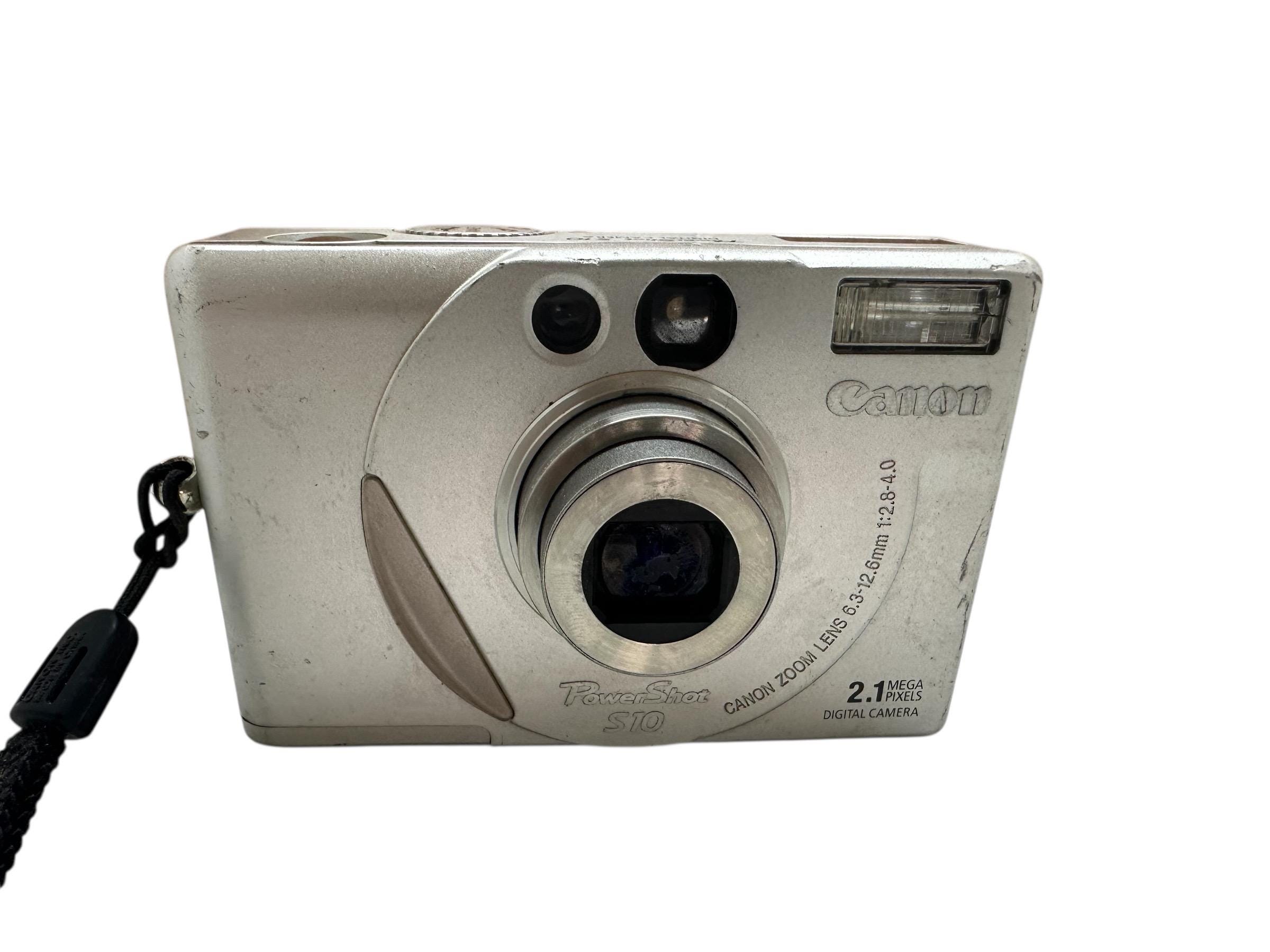 Canon Powershot S10 Digital Camera Japan 2.2 MP Optical Zoom 