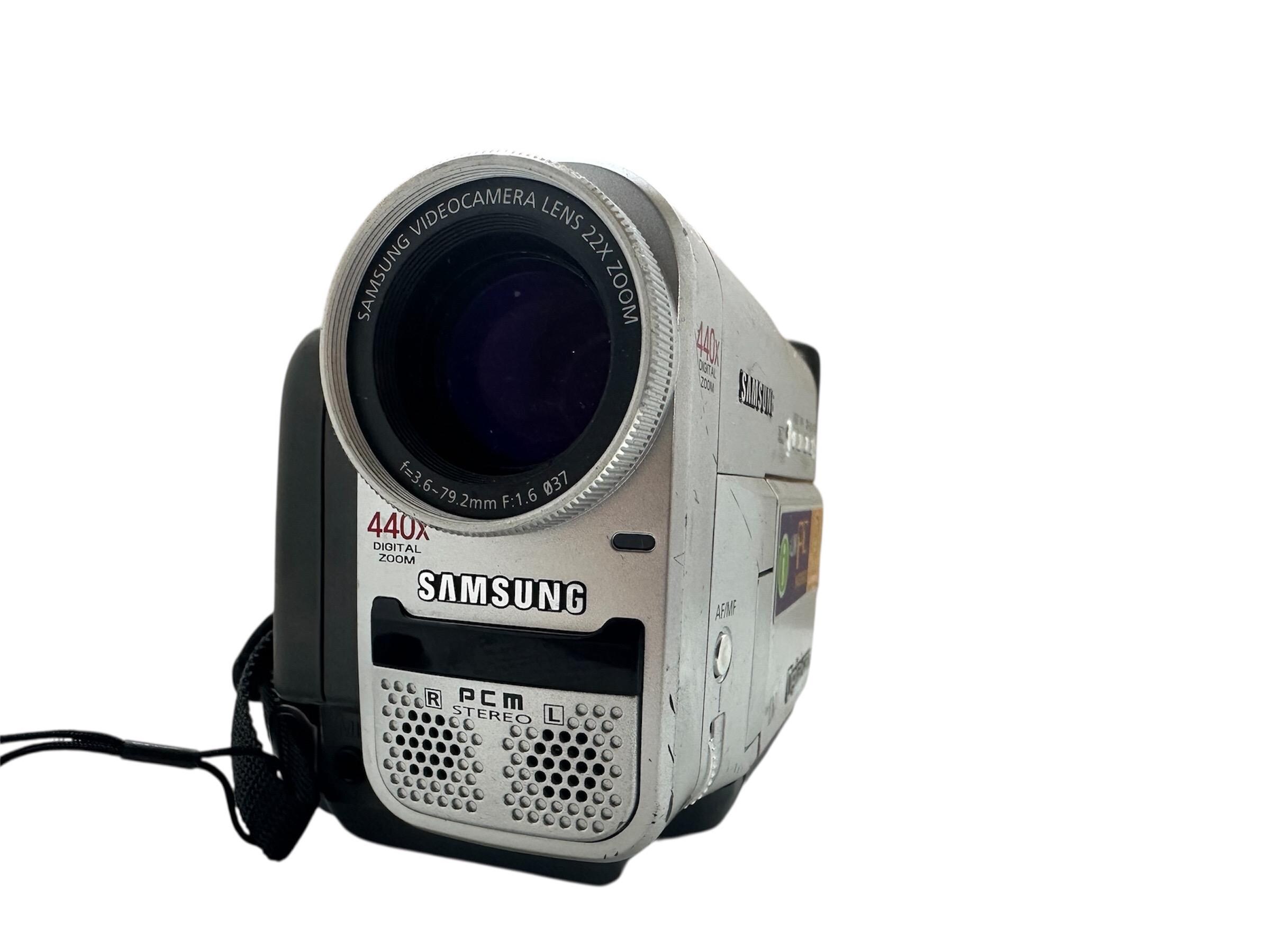 Samsung VP-D55 Pal Video Camera Camcorder Recorder 22x Optical
