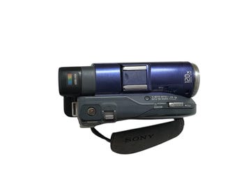 Sony ビデオカメラ Handycam DCR- DVD91E 日本製 DVD カメラ