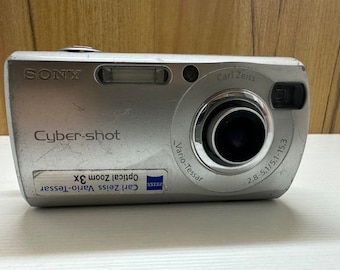 Sony CyberShot DSC-S40 Digitalkamera 4,1 MP 3fach optischer Zoom AA Batterien