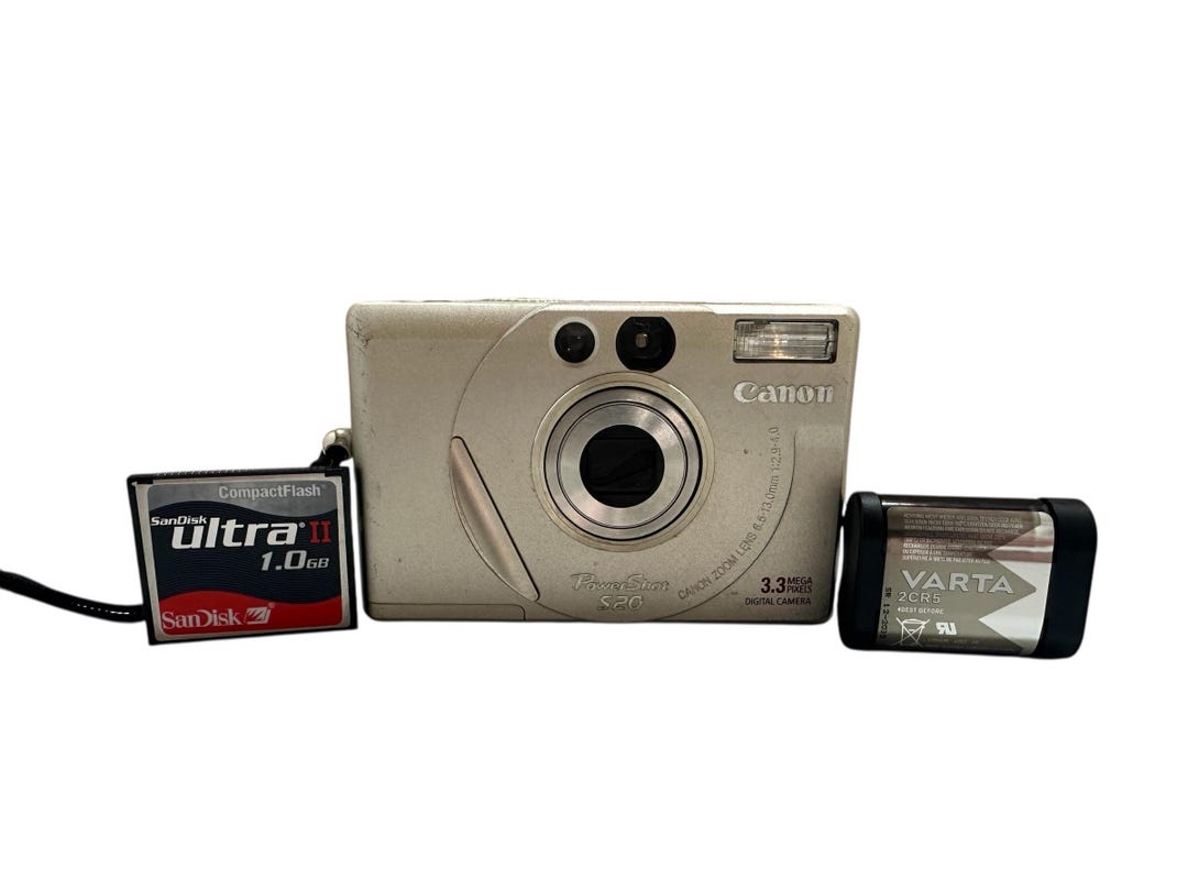 Canon Powershot S20 Digital Camera Japan 3.3 MP Optical Zoom