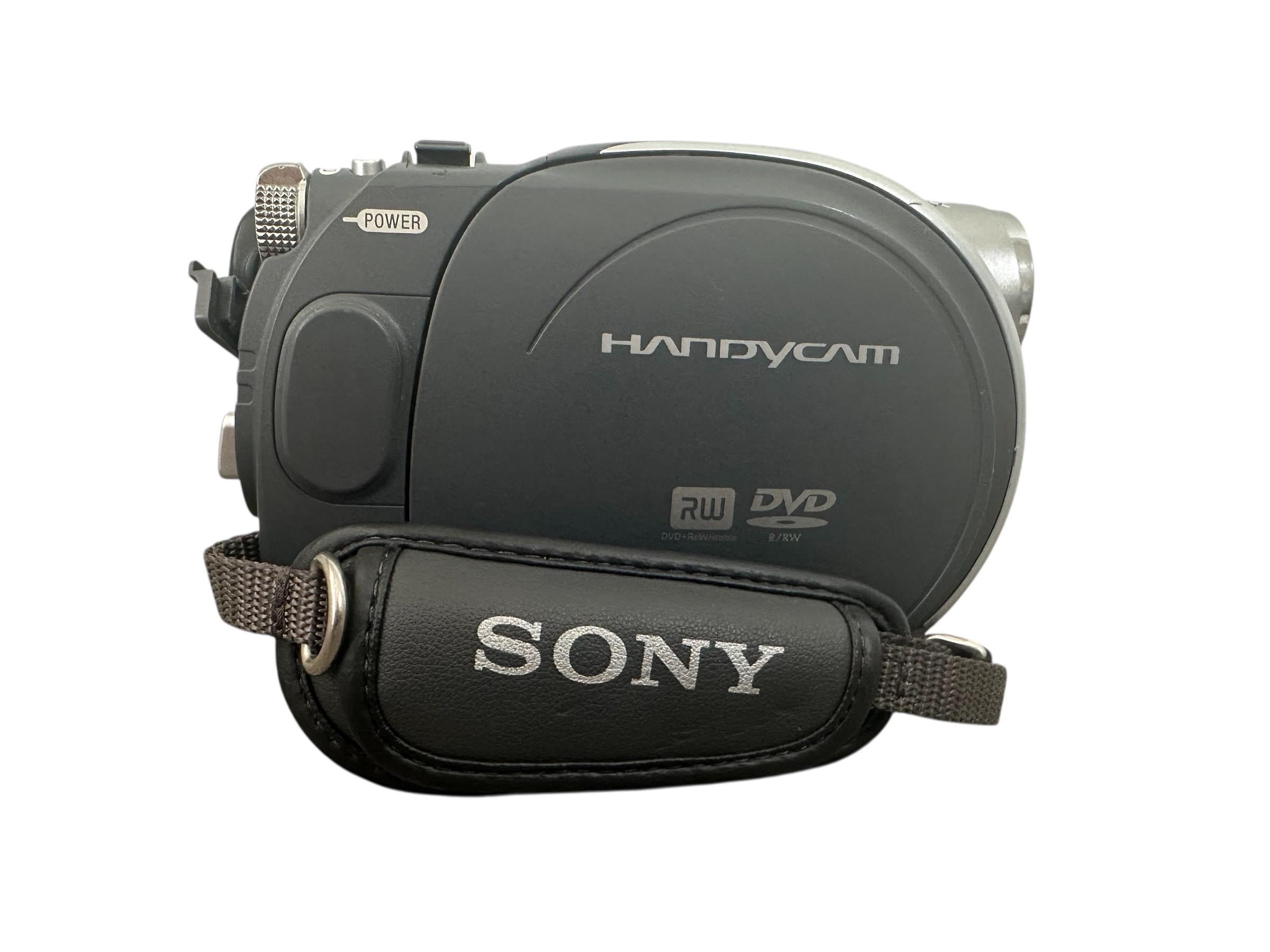 Sony Camcorder Handycam DCR- DVD205E Japan Dvd Disc Camera Mp4